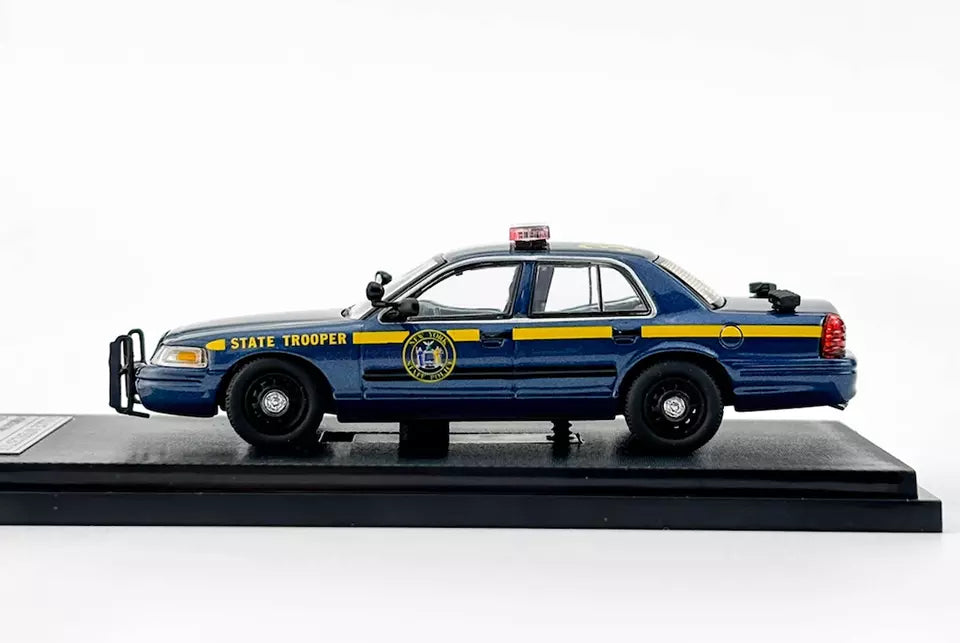 Rollin 1/64 Diecast Model Crown Victoria Partner Edition New York State Police(NYSP)