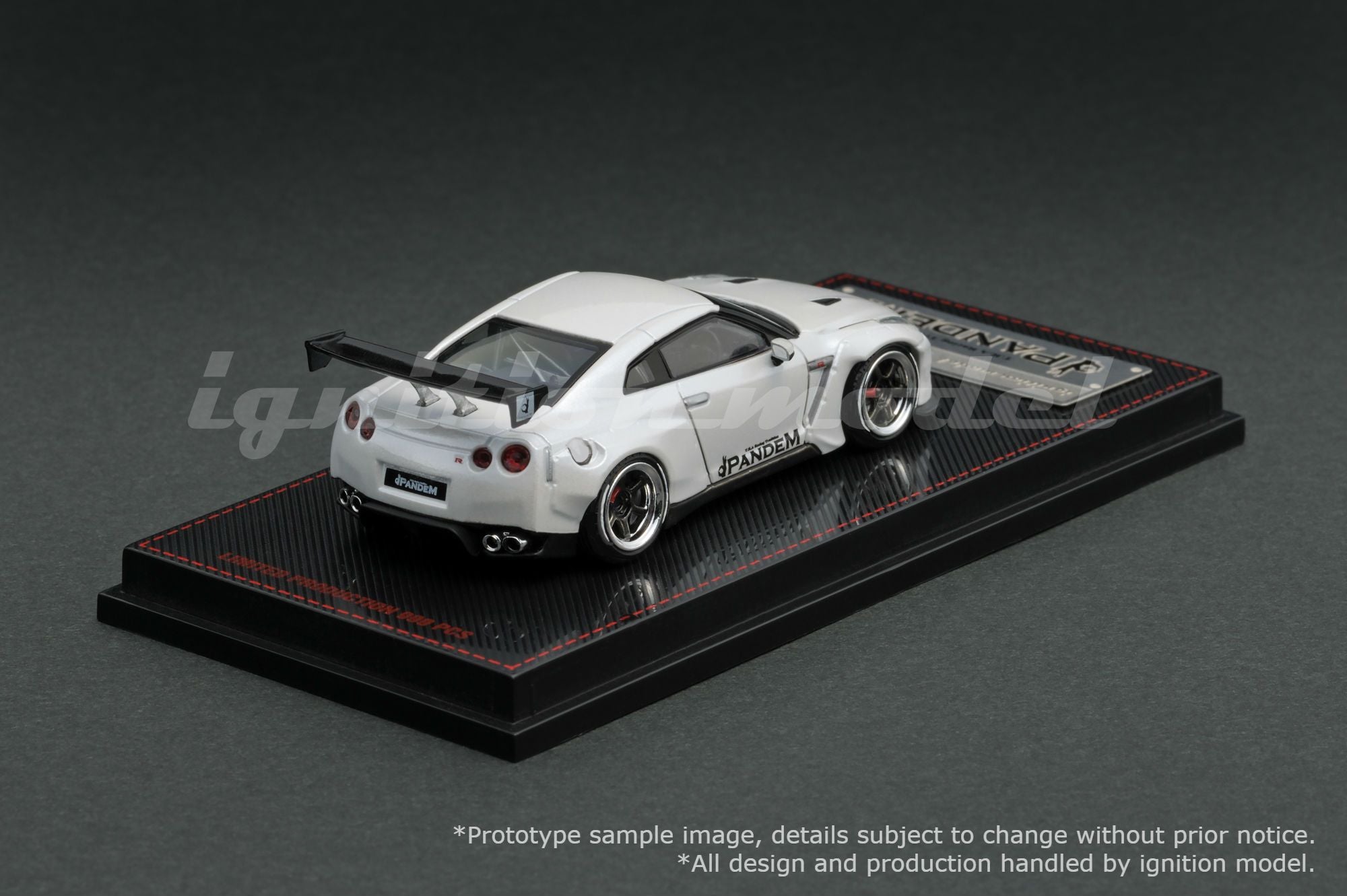 IGNITION MODELS 1/64 PANDEM R35 GT-R WHITE (RA-WHEEL) - IG1398