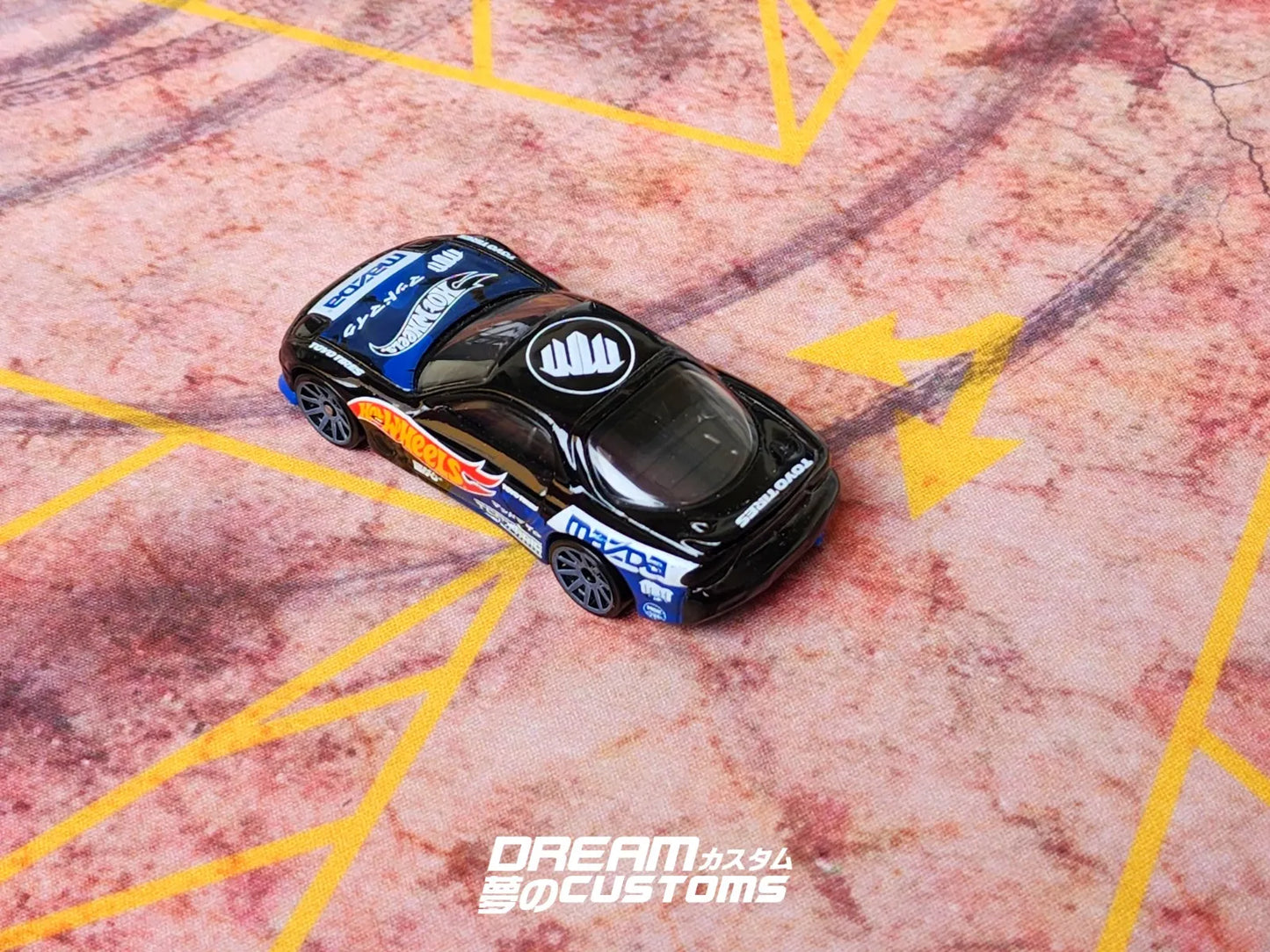 Dream Customs 1/64 Genting Highlands Driftpark XL Desktop Diorama